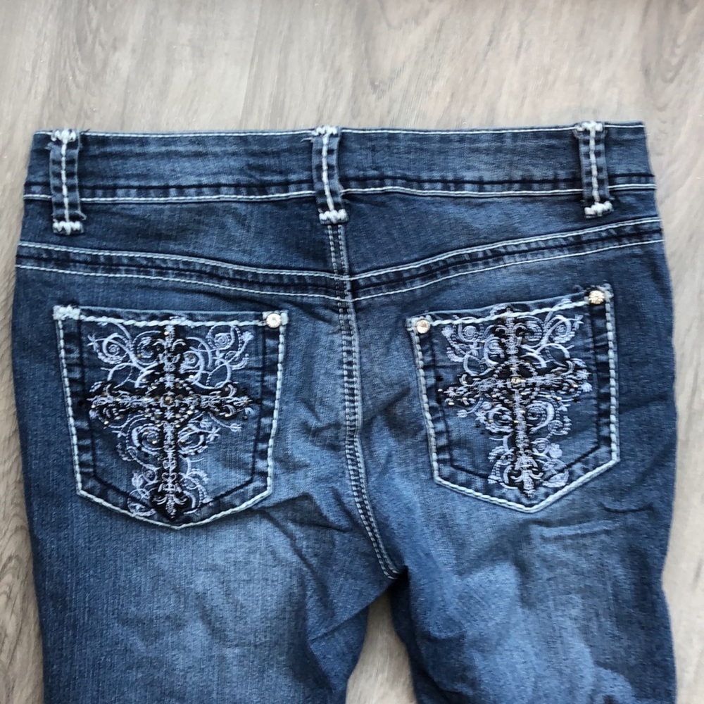 Skinny jeans with beaded design - Picture 4 of 5